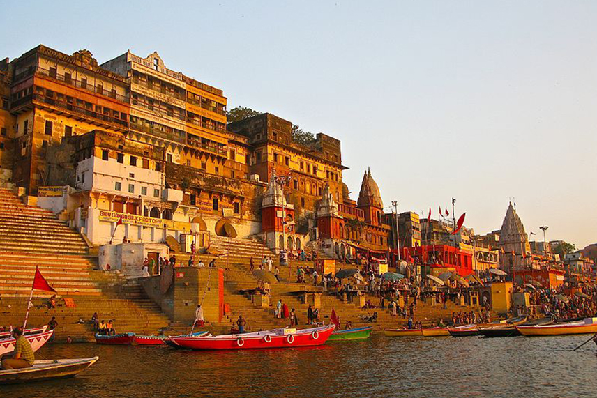 Varanasi Tour and Travel Guide